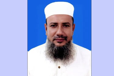 নানা অভিযোগে অধ্যক্ষ পদ হারালেন মুনজুর মোরশেদ