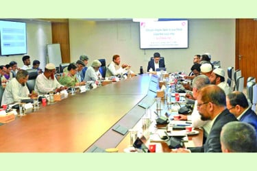 জাতীয় স্বার্থ রক্ষায় অগ্রাধিকার চায় দলগুলো