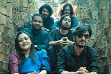 প্রকাশ্যে চিরকুটের নতুন অ্যালবামের প্রথম গান
