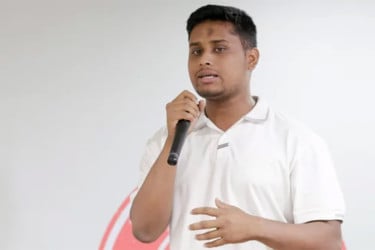 সাম্য হত্যায় জড়িত সবার শাস্তি নিশ্চিত করতে হবে: হাসনাত