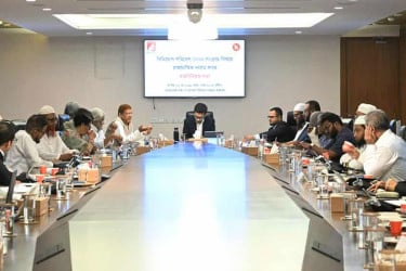 জাতীয় স্বার্থ অগ্রাহ্য করে কোনও বিদেশি বিনিয়োগ না নেওয়ার আহ্বান