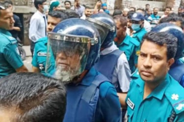 সাবেক স্বরাষ্ট্র সচিব জাহাঙ্গীর আলম দুদিনের রিমান্ডে
