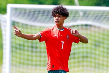 রোনালদো জুনিয়রের দিকে নজর ম্যানচেস্টার ইউনাইটেডের