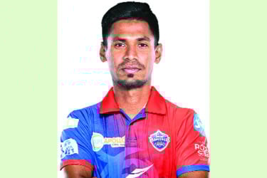 সাড়ে ৮ কোটিতে দিল্লিতে মুস্তাফিজ