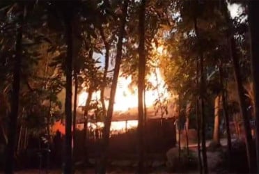 ঢাবি শিক্ষার্থী সাম্য হত্যা: গ্রেপ্তার তামিমের বাড়িতে অগ্নিসংযোগ