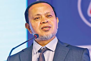 ‘জাদুর চেরাগে’ গড়া সাম্রাজ্য: সবুর খানের বিত্ত-বৈভবের অন্ধকার অধ্যায়