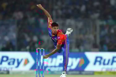 আইপিএলে অন্তত দুটি ম্যাচে মুস্তাফিজকে পাবে দিল্লি