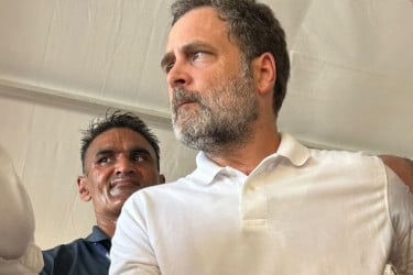 বিহারে রাহুল গান্ধীর কর্মসূচিতে বাধা দেয়ার অভিযোগ