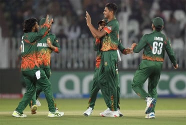 পাকিস্তান সফরে সরকারের সবুজ সংকেত পেল বিসিবি