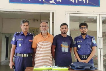 মির্জাপুরে পুলিশ বেশে ডাকাতির প্রস্তুতিকালে গ্রেফতার ২