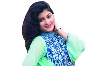তুসি হয়ে ফিরছেন সারিকা