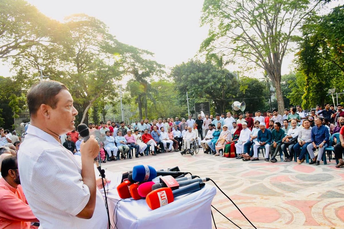 পানির ন্যায্য অধিকার না পেলে বাংলাদেশের অস্তিত্ব হুমকির মুখে পড়বে : কাদের গনি চৌধুরী