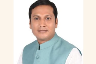 থাইল্যান্ডের উদ্দেশে রওনা দেওয়া যুবলীগ নেতা বিমানবন্দরে গ্রেফতার