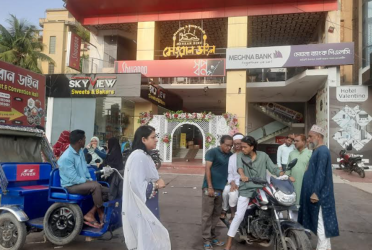 যৌতুক না দেওয়ায় বিয়ের আসর থেকে বর পালাল, সংঘর্ষে আহত ৫
