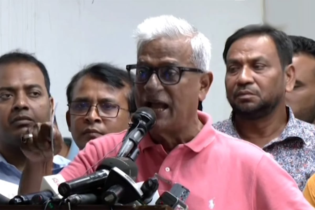 জনরোষের আগেই নির্বাচনের রোডম্যাপ ঘোষণার আহ্বান ফারুকের