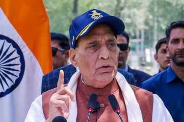 পাকিস্তানকে কেবল ট্রেলার দেখানো হয়েছে, রাজনাথের হুঁশিয়ারি