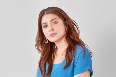 কীভাবে এতটা ফিট থাকেন আনুশকা? জানুন সেই রহস্য
