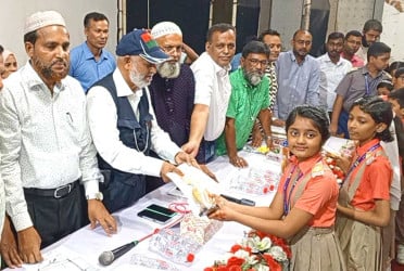 বগুড়ায় কিন্ডার গার্টেন কল্যাণ এসোসিয়েশনের বৃত্তি প্রদান