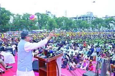 খুলনায় সমাবেশে তারুণ্যের ঢল