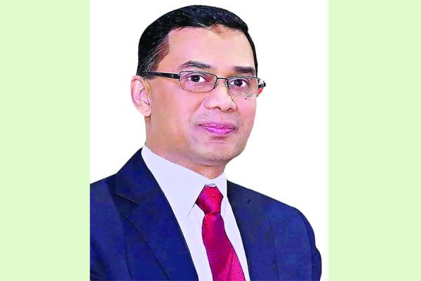 সরকারের ভিতরে বাইরে অস্থিরতা দৃশ্যমান হচ্ছে