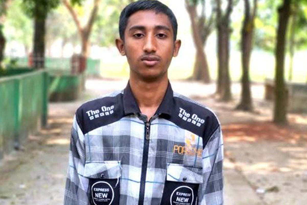 পাঁচ বিশ্ববিদ্যালয়ের মেধা তালিকায় মোস্তাফিজুর, অর্থাভাবে অনিশ্চিত ভর্তি