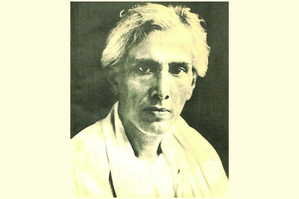 বিখ্যাতদের কাণ্ড