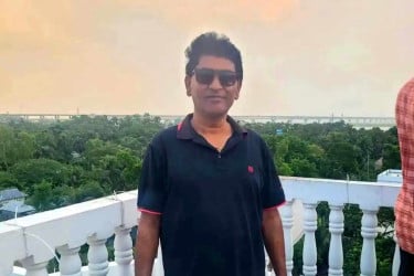 কুমিল্লায় আওয়ামী লীগ নেতা গ্রেপ্তার