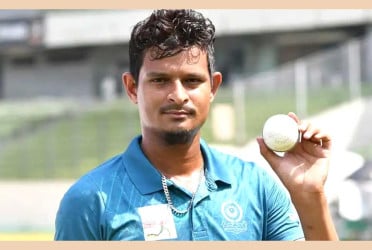 দুবাই থেকে দেশে ফিরছেন নাসুম আহমেদ