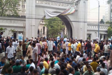 সোমবার নগর ভবনে ‘ব্লকেড' কর্মসূচি ঘোষণা