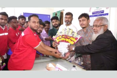 জামালপুরে রেড ক্রিসেন্টের এডহক কমিটির দায়িত্ব গ্রহণ
