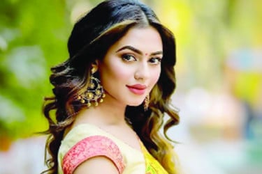 চিত্রনায়িকা নুসরাত ফারিয়া গ্রেপ্তার
