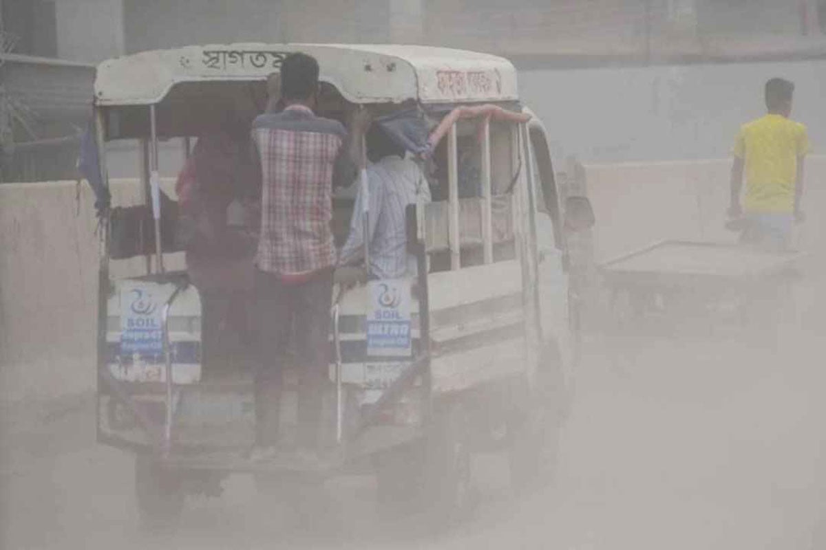 আজও ঢাকার বাতাস ‘অস্বাস্থ্যকর’