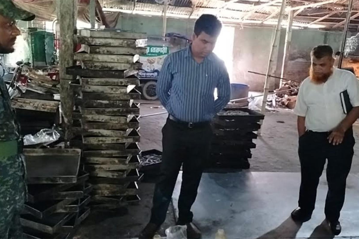 চাঁদপুরে ৩ প্রতিষ্ঠানকে জরিমানা