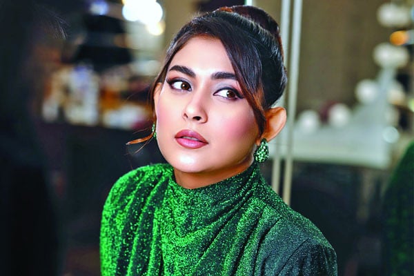 এবার বিচারক মেহজাবীন