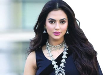 নুসরাত ফারিয়াকে কারাগারে আটক রাখার আবেদন