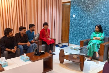 পলিথিনের পরিবর্তে কাপড় ও পাটের ব্যাগ ব্যবহারের আহ্বান পরিবেশ উপদেষ্টার