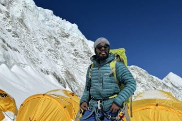 সপ্তম বাংলাদেশি হিসেবে এভারেস্ট জয় শাকিলের
