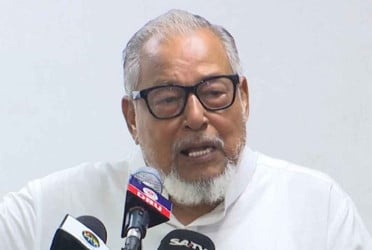 ফ্যাসিবাদের পতন হলেও গণতন্ত্র পুনরুদ্ধার হয়নি : নজরুল ইসলাম খান