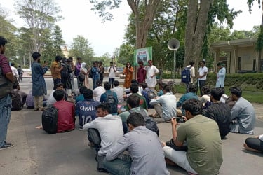 রাকসুর পূর্ণাঙ্গ তফসিল ঘোষণার দাবি