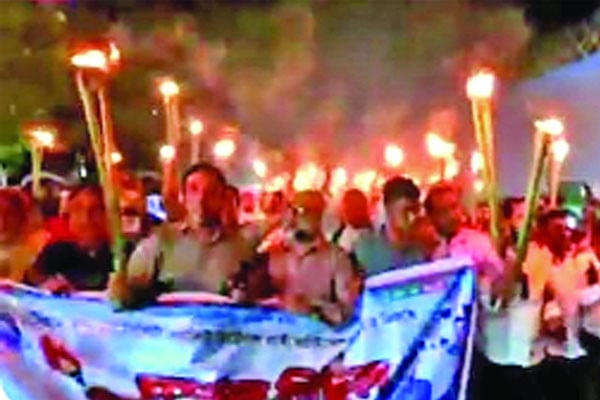 চট্টগ্রাম বন্দর বিদেশিদের হাতে দেওয়া যাবে না
