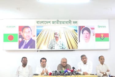 সুপরিকল্পিতভাবে নির্বাচনকে পিছিয়ে দেওয়ার পাঁয়তারা শুরু: মির্জা ফখরুল
