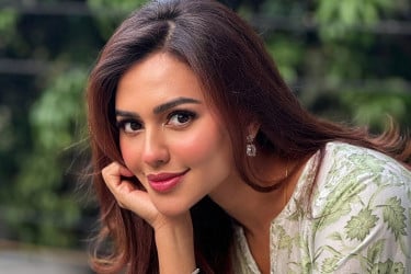 জামিনে মুক্তি পেয়ে ফেসবুকে যা লিখলেন নুসরাত ফারিয়া