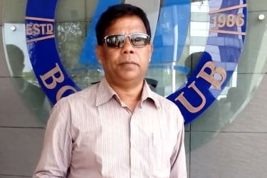 ঘুষ নেওয়ার ভিডিও ভাইরাল, চবির নিরাপত্তা প্রধানকে বরখাস্ত