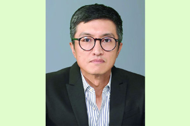 ফ্রিজ বিক্রি করলেই হবে না ক্রেতার আস্থা অর্জন বড় সাফল্য