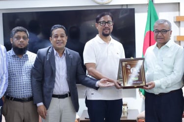 বাংলা ব্যানার বাধ্যতামূলক করার প্রস্তাব ড. সলিমুল্লাহ খানের