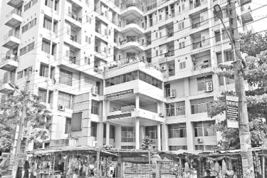 সংকটে বেহাল স্বাস্থ্যসেবা