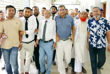 চাঁদপুর বিএনপির সভাপতিসহ ৬৪ জনকে মামলা থেকে অব্যাহতি