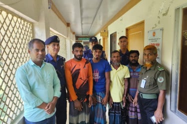 মেঘনায় অভিযান, চার জেলের জরিমানা