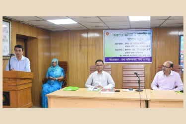 'অপতথ্য মোকাবিলা করে তথ্যসেবাকে জনকল্যাণমুখী করতে তরুণদের অন্তর্ভুক্ত করতে হবে'
