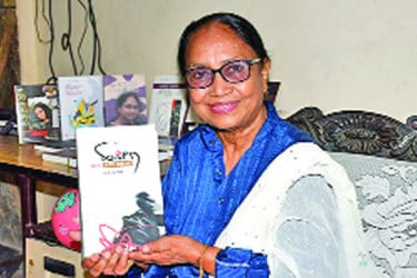 বুকারে ভারতীয় বানু মুশতাকের ইতিহাস